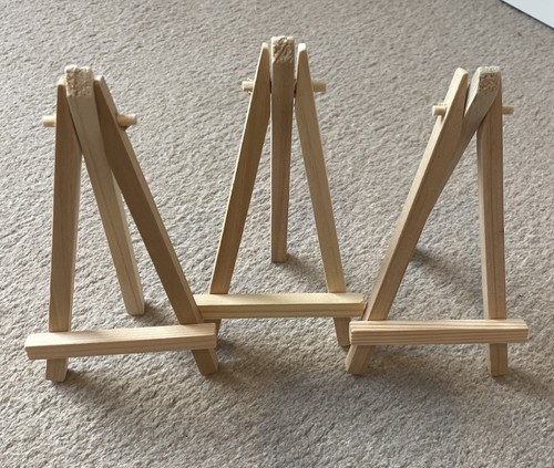Mini wooden tabletop display - mini,